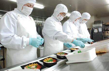 TUYỂN 06 NAM CHẾ BIẾN THỰC PHẨM (THỊT LỢN CHIÊN, TÔM CHIÊN,...)